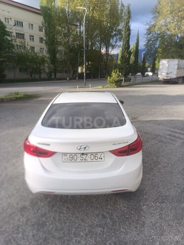 Hyundai Elantra 2013, 181,000 km - 1.6 l - İsmayıllı