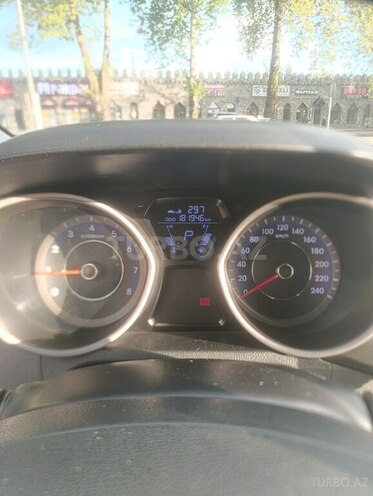 Hyundai Elantra 2013, 181,000 km - 1.6 l - İsmayıllı