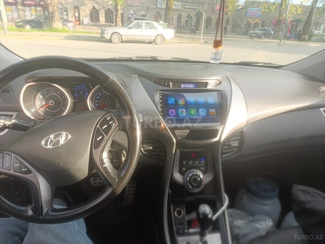 Hyundai Elantra 2013, 181,000 km - 1.6 l - İsmayıllı