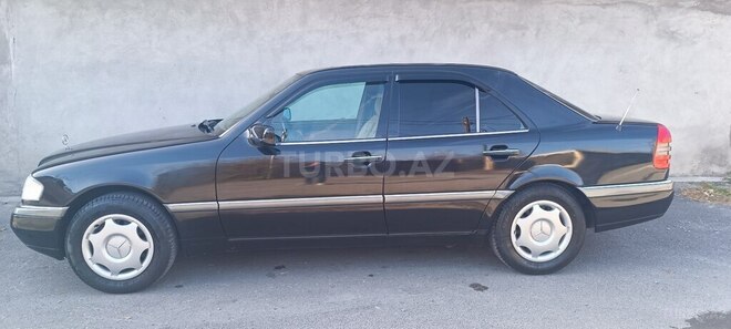 Mercedes C 180 1995, 353,000 km - 1.8 l - Şəki