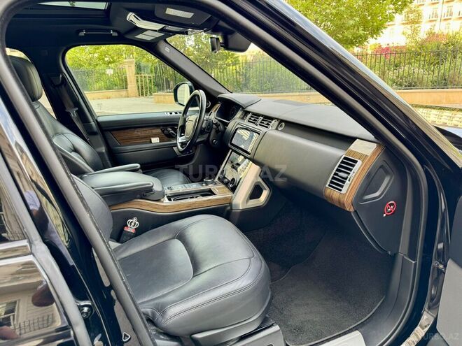 Land Rover Range Rover 2018, 129,000 km - 3.0 л - Bakı