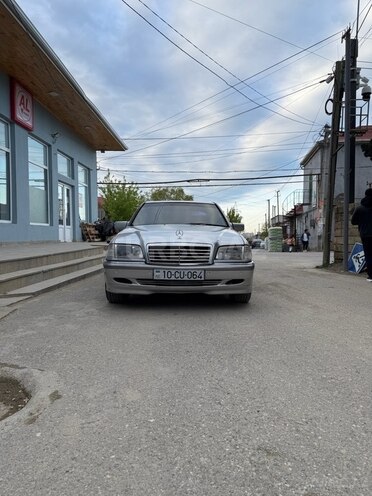 Mercedes C 200 2000, 390,222 km - 2.0 l - Xırdalan