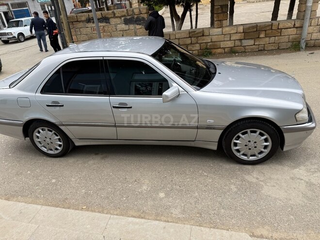 Mercedes C 200 2000, 390,222 km - 2.0 l - Xırdalan