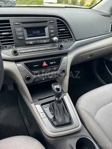 Hyundai Elantra 2017, 192,226 km - 2.0 l - Bakı