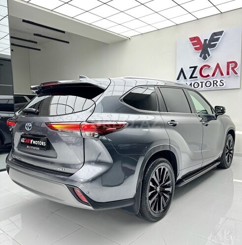 Toyota Highlander-7