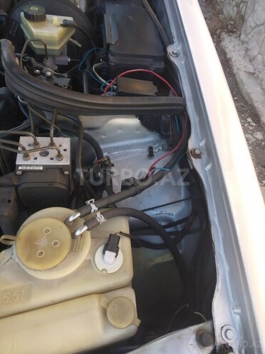 Mercedes E 240 1998, 420,000 km - 2.4 l - Şəki