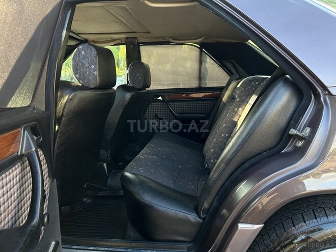 Mercedes E 200 d 1991, 634,000 km - 2.0 л - Şəki