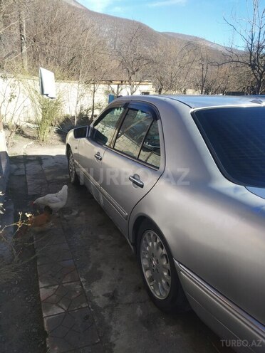 Mercedes E 240 1998, 420,000 km - 2.4 l - Şəki