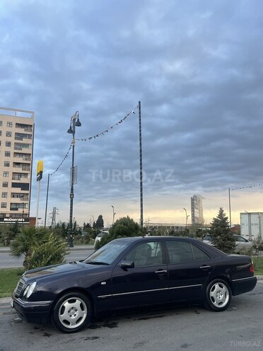 Mercedes E 200 1996, 208,168 km - 2.0 l - Sumqayıt