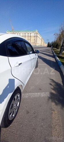Hyundai Accent 2011, 225,000 km - 1.6 l - Bakı