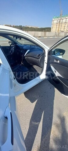 Hyundai Accent 2011, 225,000 km - 1.6 l - Bakı
