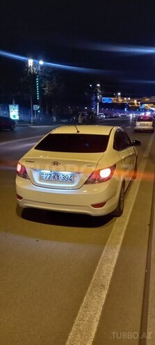 Hyundai Accent 2011, 225,000 km - 1.6 l - Bakı