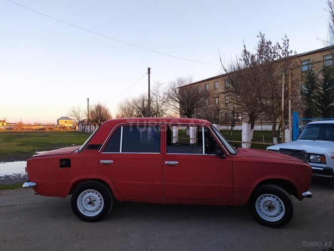 LADA (VAZ) 21011 1984, 95,000 km - 1.3 л - Neftçala