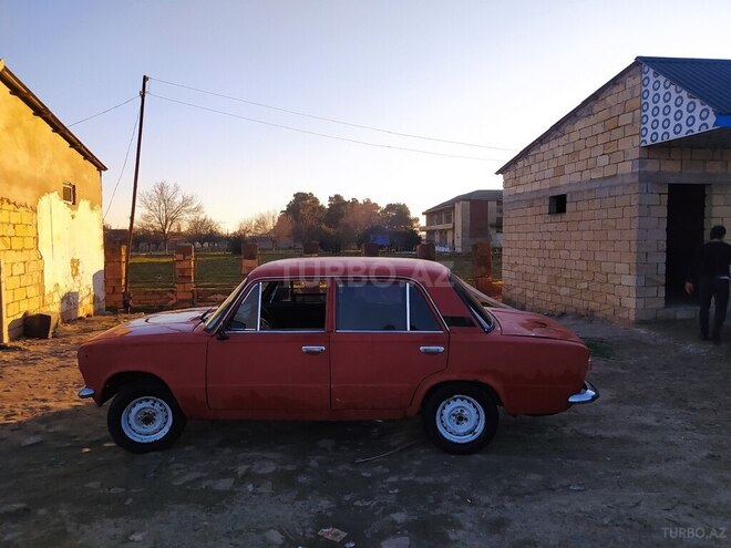 LADA (VAZ) 21011 1984, 95,000 km - 1.3 л - Neftçala