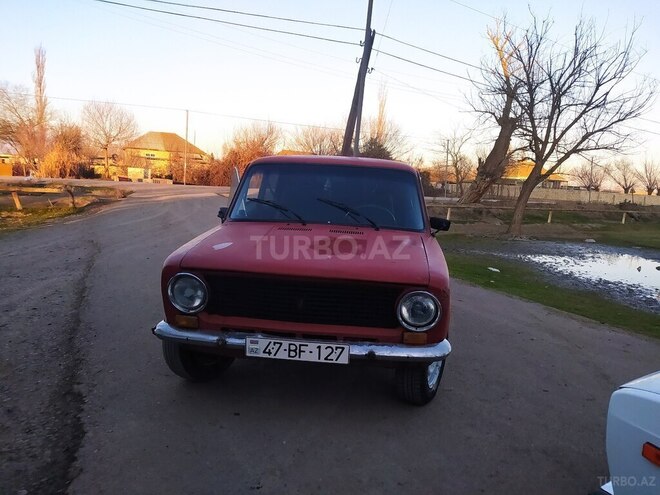 LADA (VAZ) 21011 1984, 95,000 km - 1.3 л - Neftçala