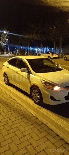 Hyundai Accent 2011, 225,000 km - 1.6 l - Bakı