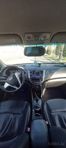 Hyundai Accent 2011, 225,000 km - 1.6 l - Bakı