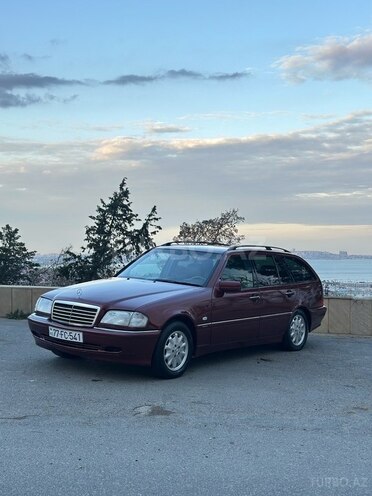 Mercedes C 200 2001, 290,000 km - 2.0 л - Bakı
