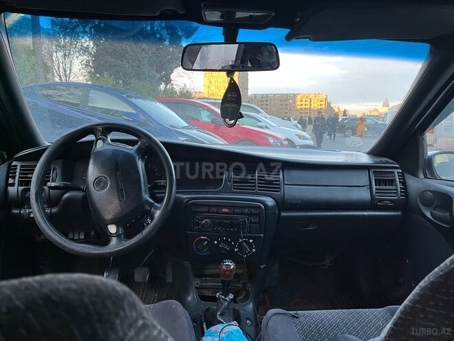 Opel Vectra 1997, 350,000 km - 1.8 л - Bakı