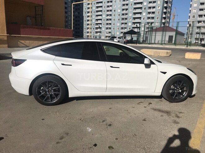Tesla Model 3 2023, 22,000 km - 0.0 l - Bakı