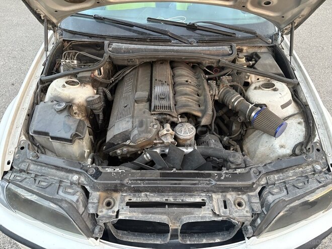 BMW 318 2002, 203,000 km - 2.0 l - Sumqayıt