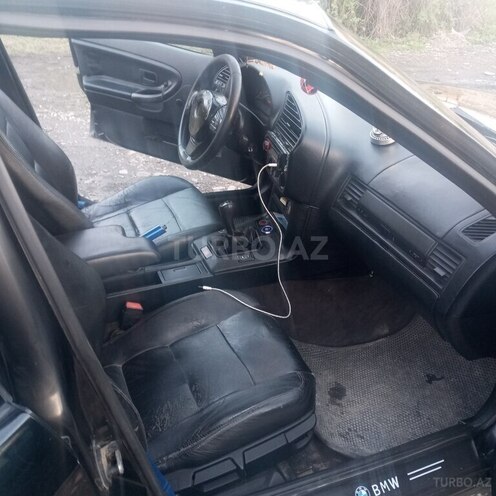 BMW 318 1993, 350,000 km - 1.8 l - Xaçmaz