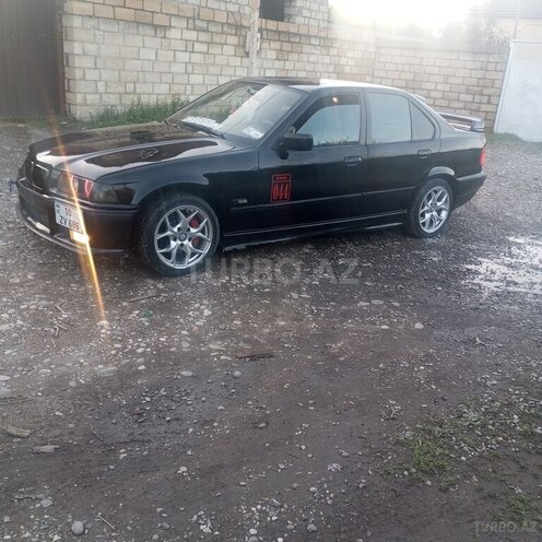 BMW 318 1993, 350,000 km - 1.8 l - Xaçmaz