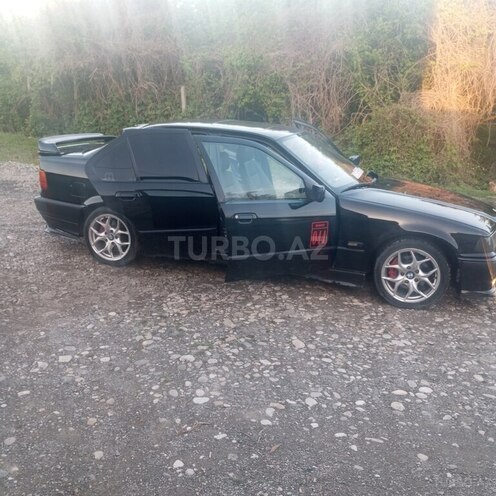 BMW 318 1993, 350,000 km - 1.8 l - Xaçmaz