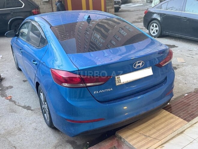 Hyundai Elantra 2018, 122,452 km - 2.0 л - Bakı