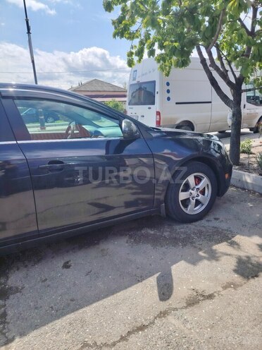 Chevrolet Cruze 2015, 222,000 km - 1.4 l - Quba