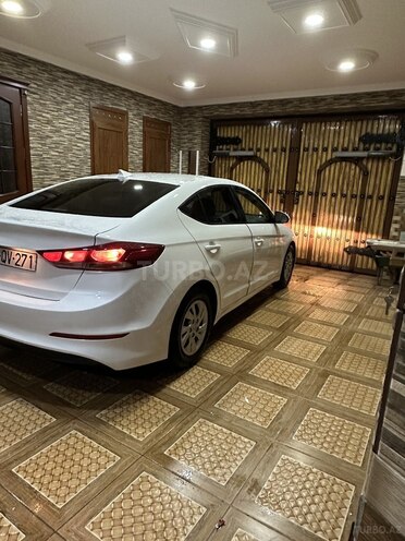 Hyundai Elantra 2017, 144,680 km - 2.0 l - Bakı