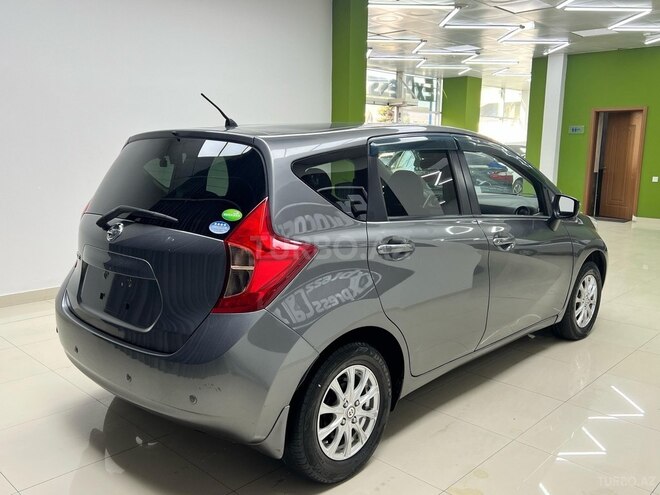 Nissan Note-4