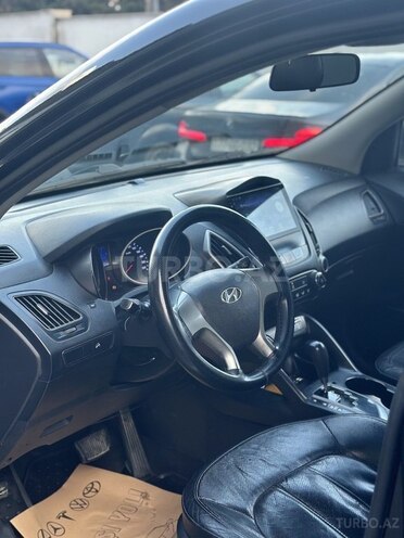 Hyundai ix35 2011, 270,000 km - 2.0 l - Bakı