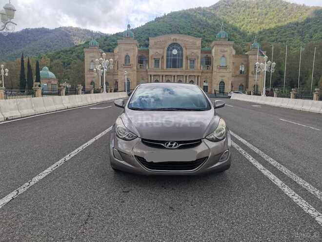 Hyundai Elantra 2013, 226,918 km - 1.8 l - Qəbələ