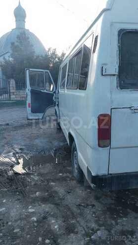Mercedes 208 D 1988, 855,555 km - 2.5 l - Xudat