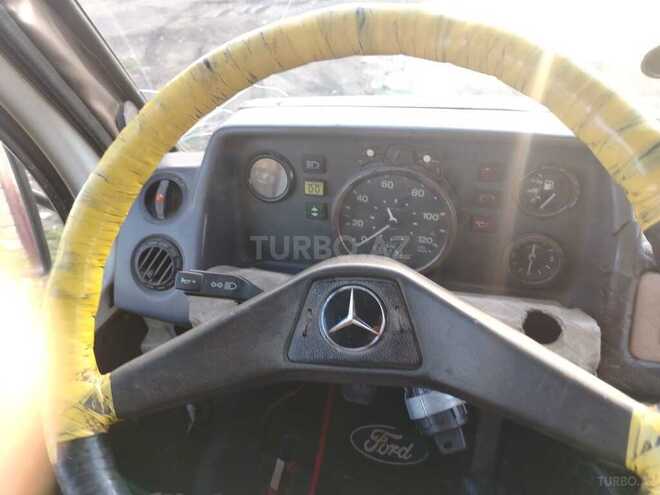 Mercedes 208 D 1988, 855,555 km - 2.5 l - Xudat
