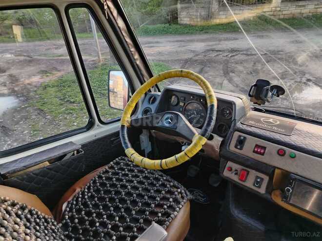 Mercedes 208 D 1988, 855,555 km - 2.5 l - Xudat
