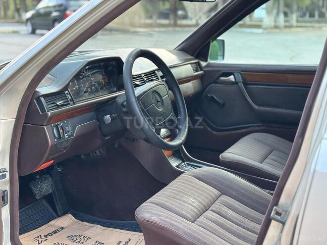 Mercedes E 200 1991, 178,900 km - 2.0 л - Xırdalan