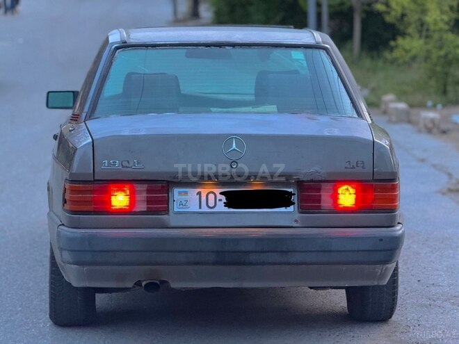 Mercedes 190 1991, 270,000 km - 2.0 л - Bakı