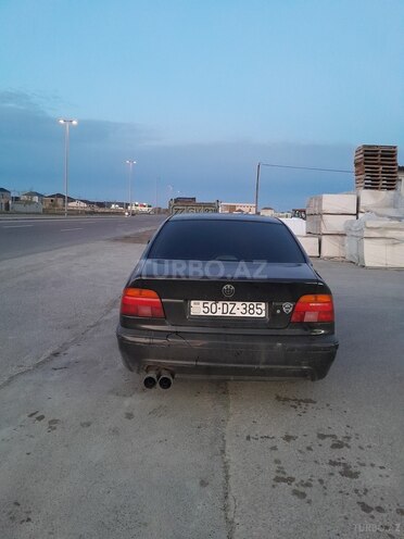BMW 528 1997, 493,353 km - 2.8 л - Bakı