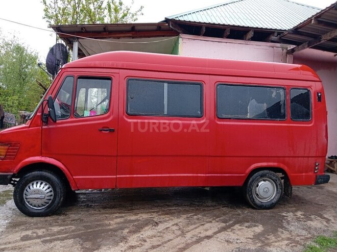 Mercedes 208 D 1994, 64,238 km - 2.3 л - Kürdəmir