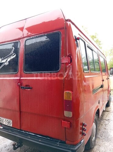 Mercedes 208 D 1994, 64,238 km - 2.3 л - Kürdəmir