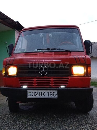 Mercedes 208 D 1994, 64,238 km - 2.3 л - Kürdəmir