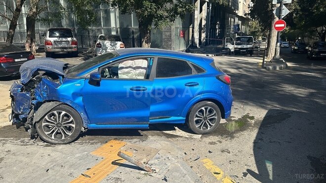 Ford Puma 2022, 14,500 km - 1.0 l - Bakı