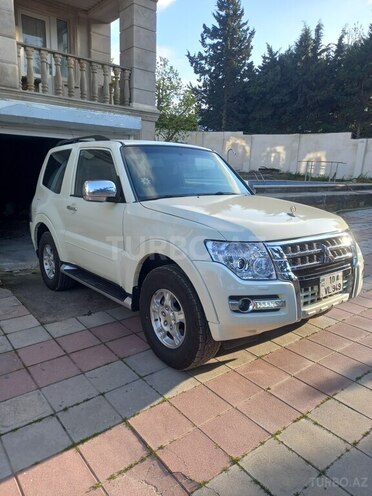 Mitsubishi Pajero 2007, 381,415 km - 3.0 л - Bakı