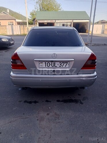 Mercedes C 200 1994, 201,641 km - 2.0 л - Ağsu
