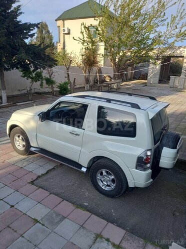 Mitsubishi Pajero 2007, 381,415 km - 3.0 л - Bakı
