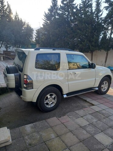 Mitsubishi Pajero 2007, 381,415 km - 3.0 л - Bakı