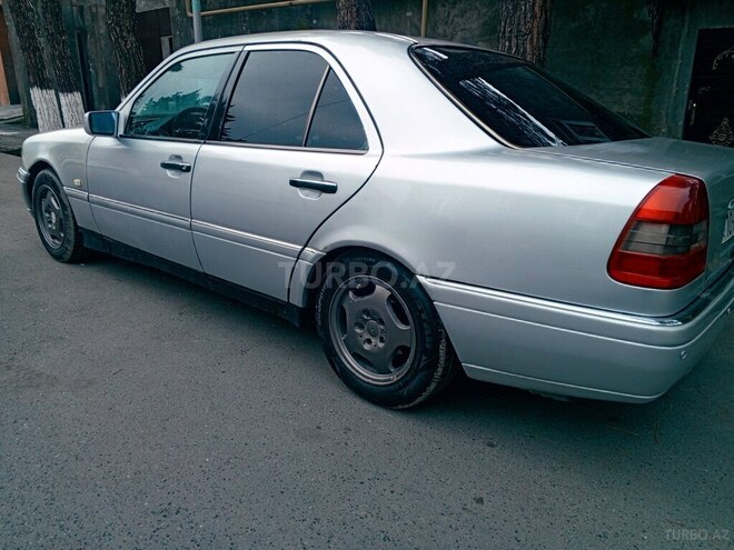 Mercedes C 200 1994, 201,641 km - 2.0 л - Ağsu