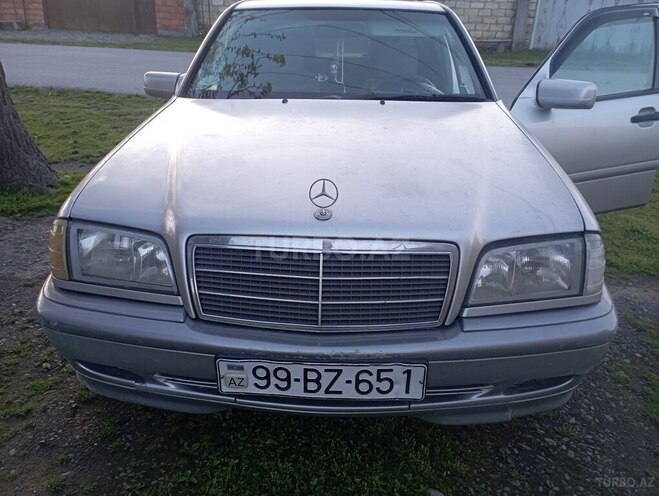 Mercedes C 240 2000, 200,000 km - 2.4 l - Balakən